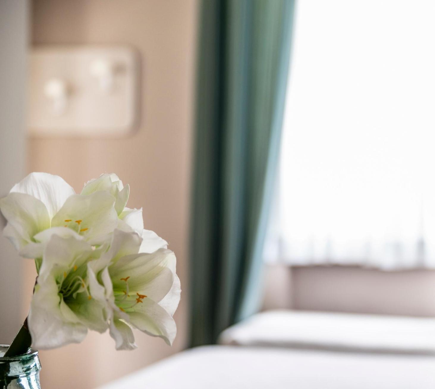 Hotel Maarea Мілано-Маріттіма Екстер'єр фото